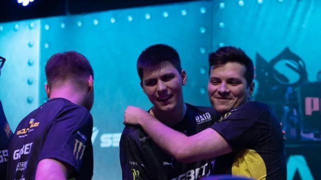 他在关键比 他在关键比