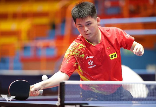 力队员接连 力队员接连